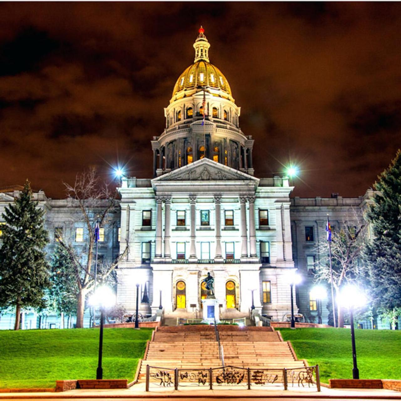 Holiday home Luxe 4 Bed 5 Bath With Parking Walk To Capitol, Convention Center, Museums And Shops Denver